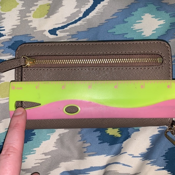 Wristlet - Picture 3 of 6